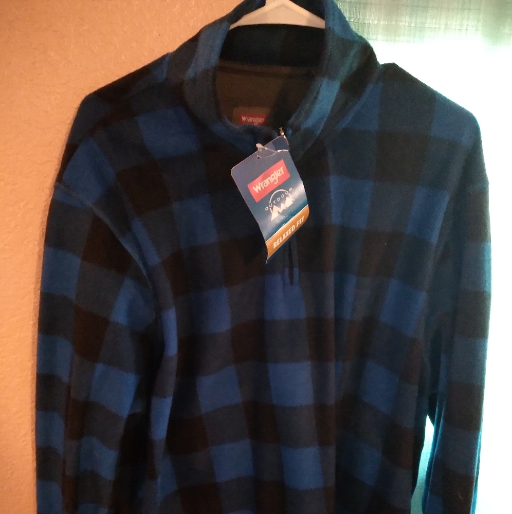 Wrangler sweater